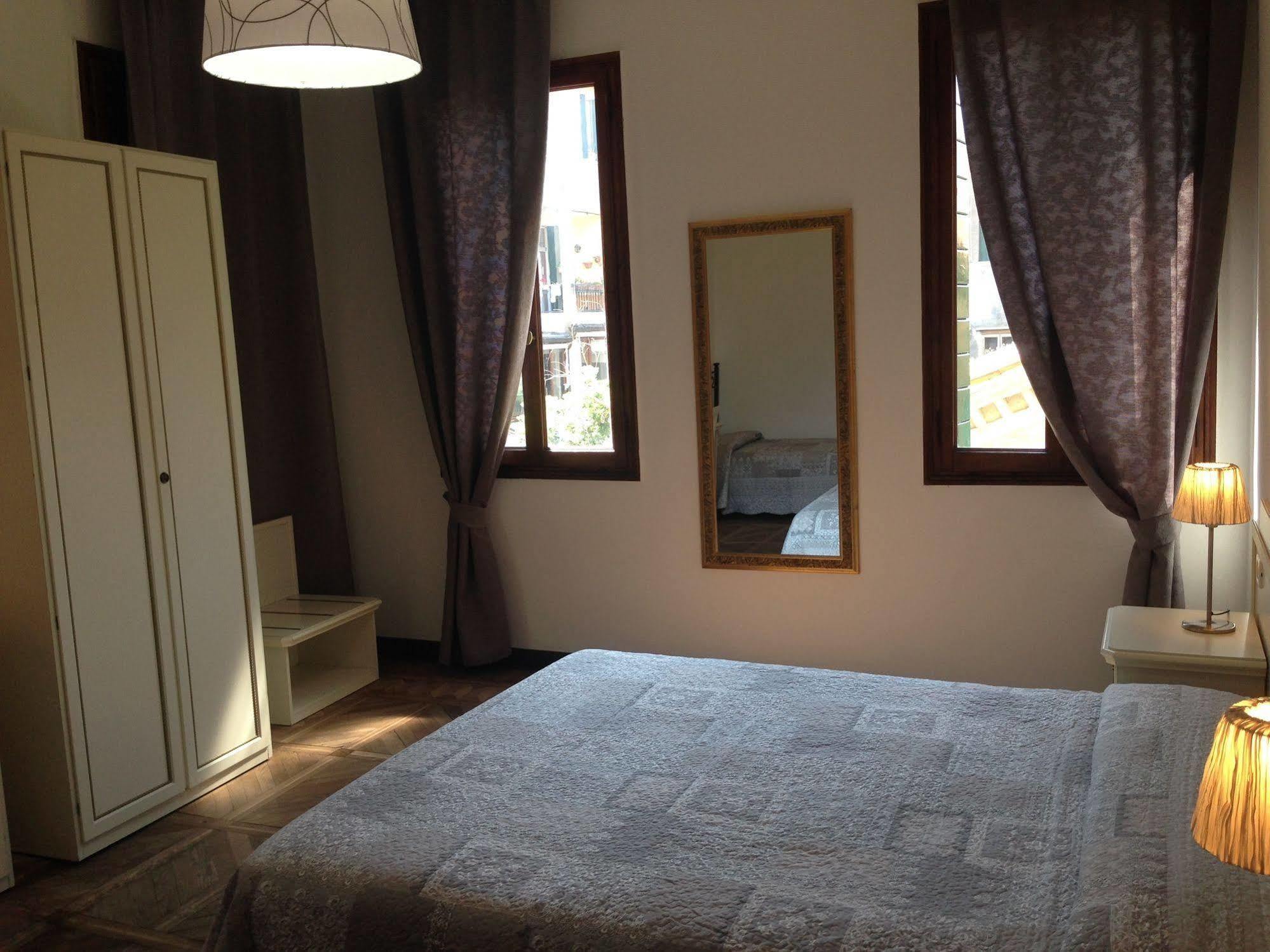 Guest House Loredana Venedig Exteriör bild