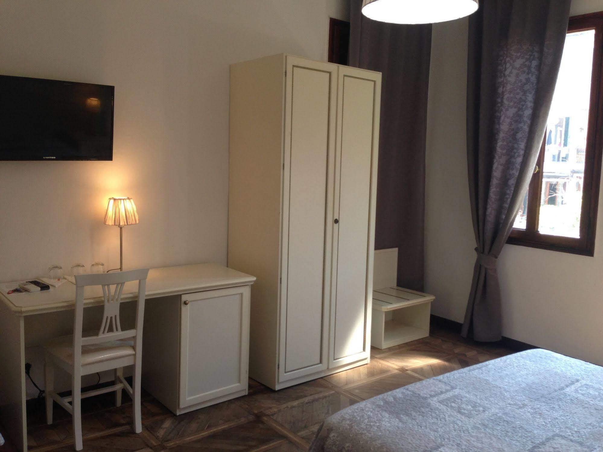 Guest House Loredana Venedig Exteriör bild