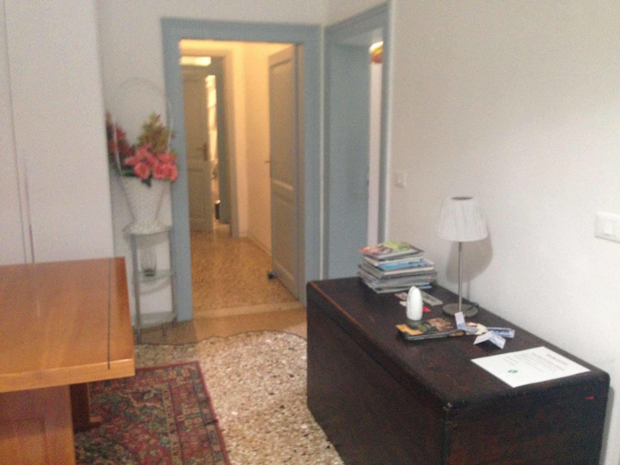 Guest House Loredana Venedig Exteriör bild